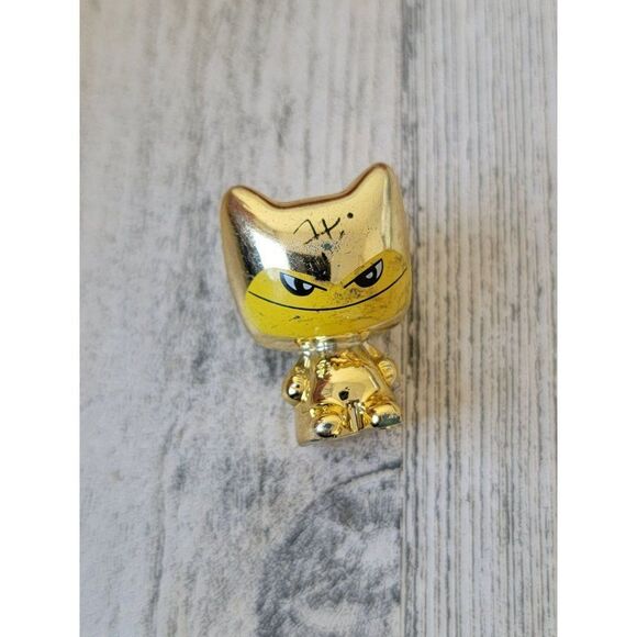 GoGo's mini gold cat toy figure Ninja rare - Picture 1 of 4